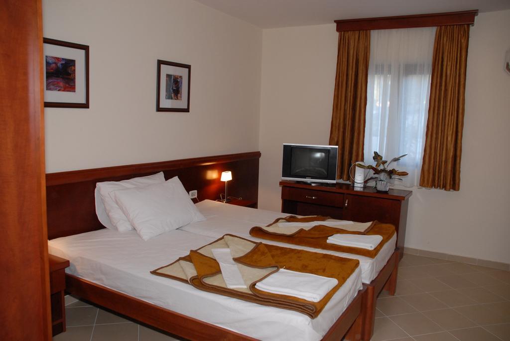 Apartments Krapina Budva Exterior photo