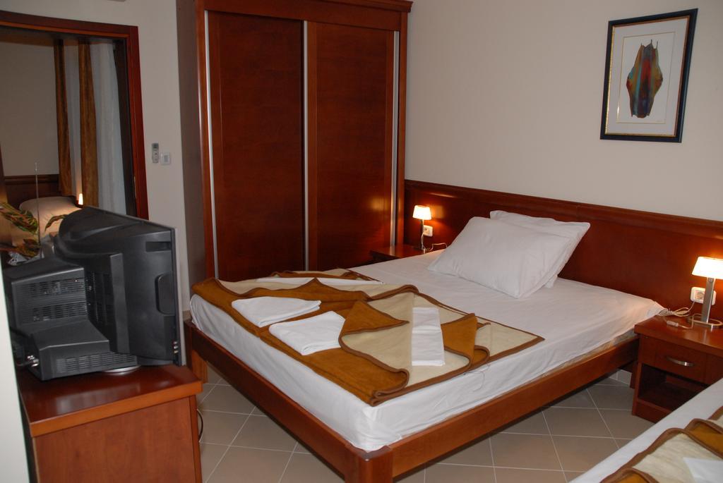 Apartments Krapina Budva Exterior photo