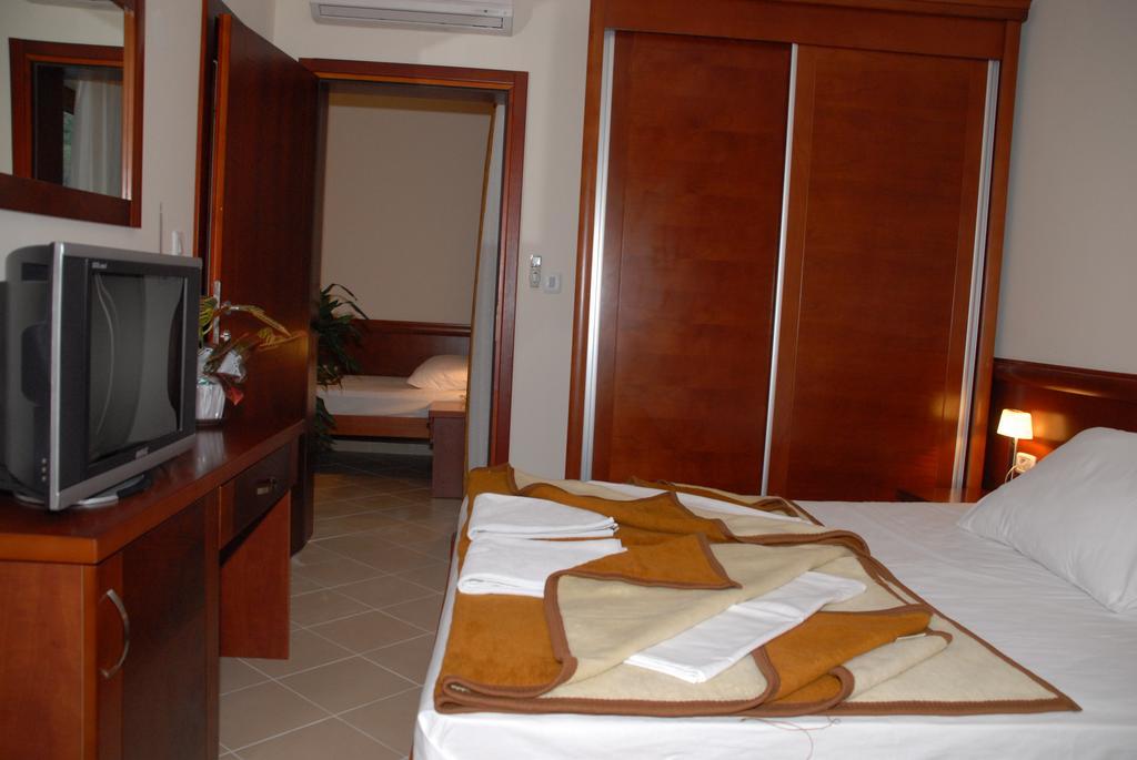 Apartments Krapina Budva Exterior photo